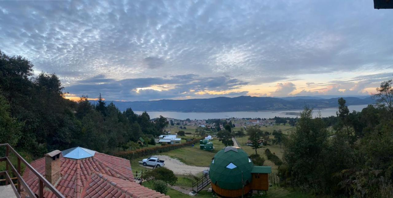 Отель Glamping Sede Campestre Mirador De Pueblo Viejo Гуатавита Экстерьер фото
