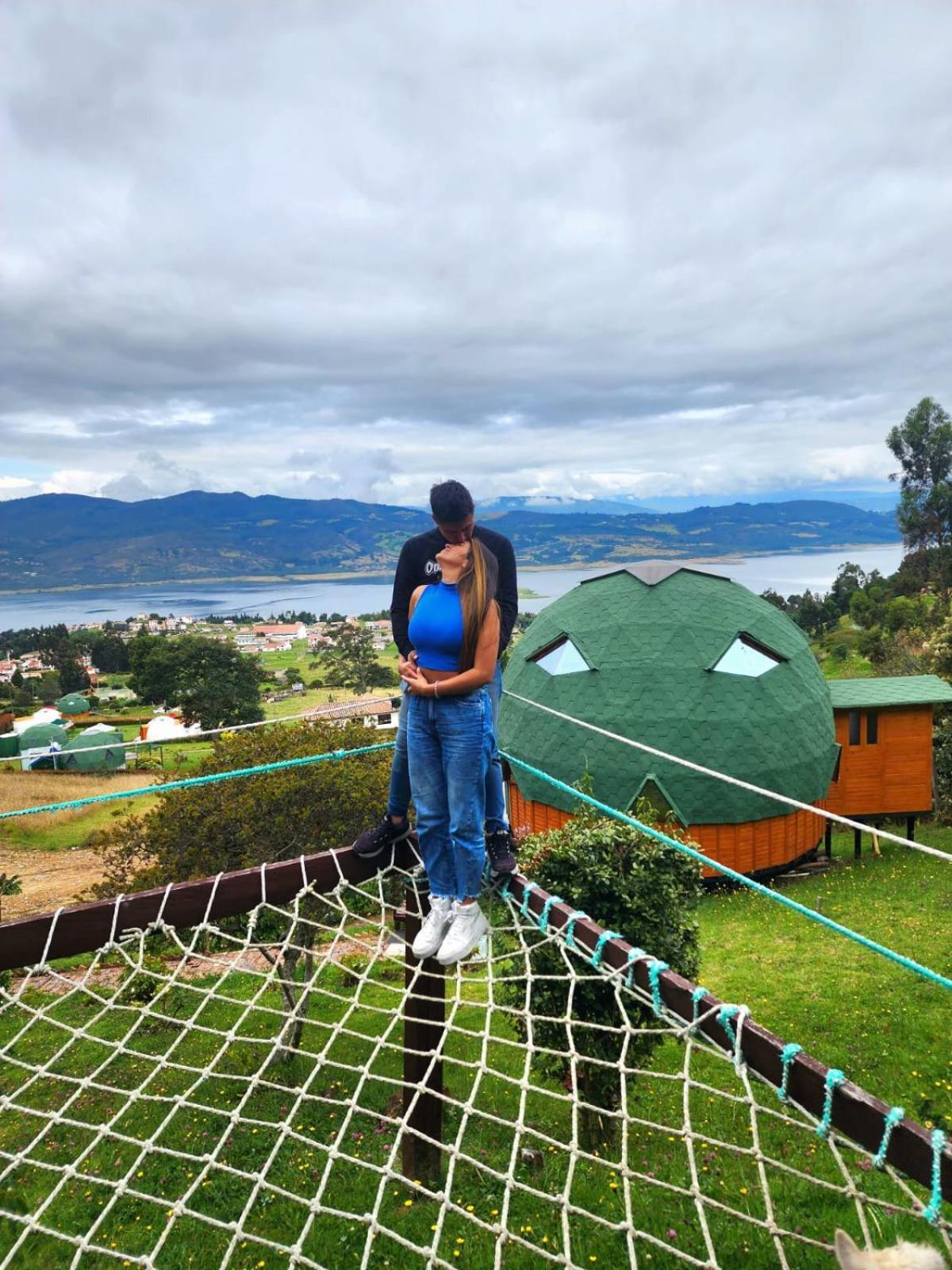 Отель Glamping Sede Campestre Mirador De Pueblo Viejo Гуатавита Экстерьер фото