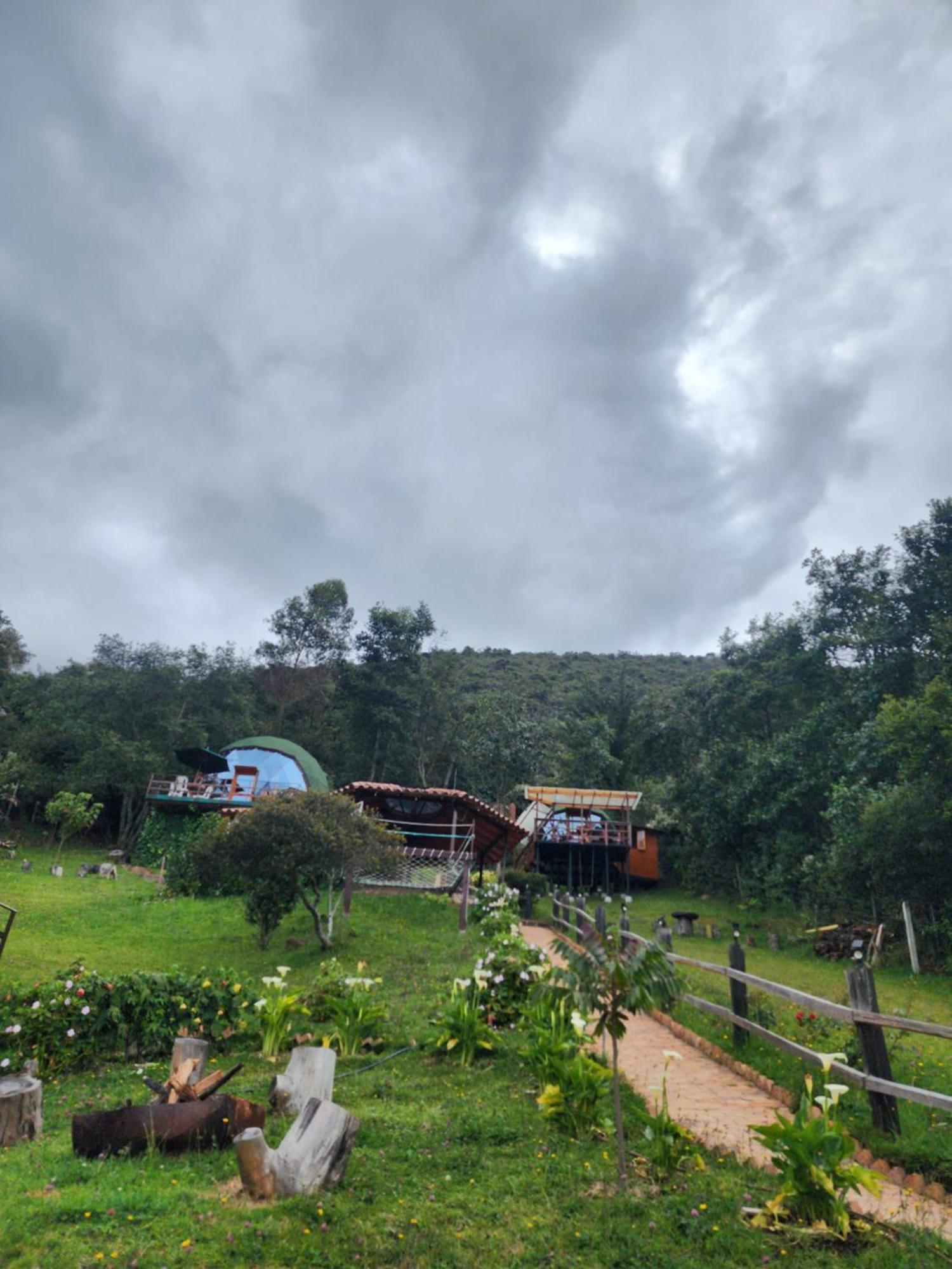 Отель Glamping Sede Campestre Mirador De Pueblo Viejo Гуатавита Экстерьер фото